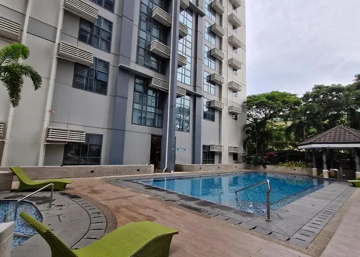 Exclusive Unit In The Center Of Bgc Apartment *