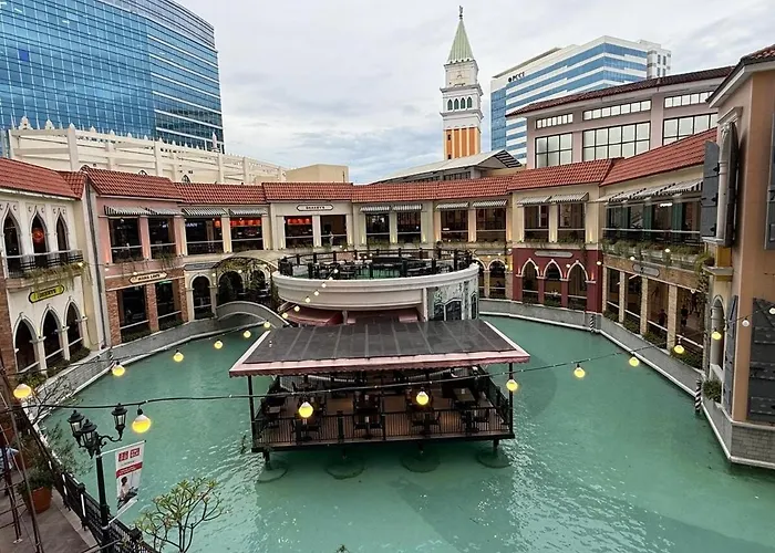 Exclusive Unit In The Center Of Bgc Apartment Manila