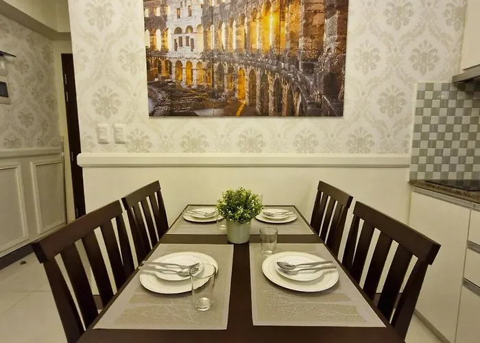 Exclusive Unit In The Center Of Bgc Apartment Manila