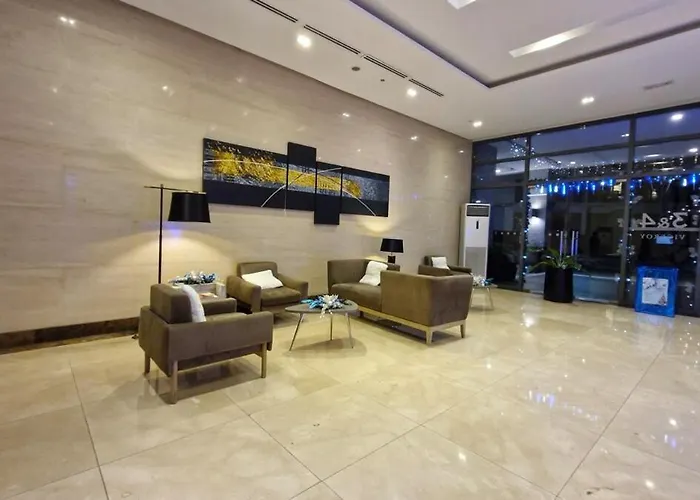 Exclusive Unit In The Center Of Bgc Apartment